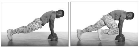 Deska z ugięciami kolan – ulepszona wersja klasycznego ćwiczenia